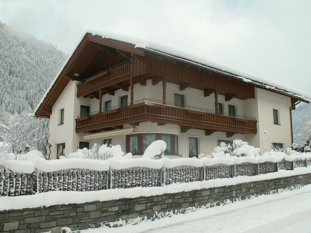 Landhaus Tyrol Майерхофен Екстериор снимка